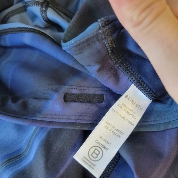 Athleta Accelerate Geode Crop Leggings XS - Picture 8 of 9